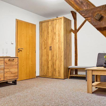Hotel A Restaurace Ruze Podborany Екстер'єр фото
