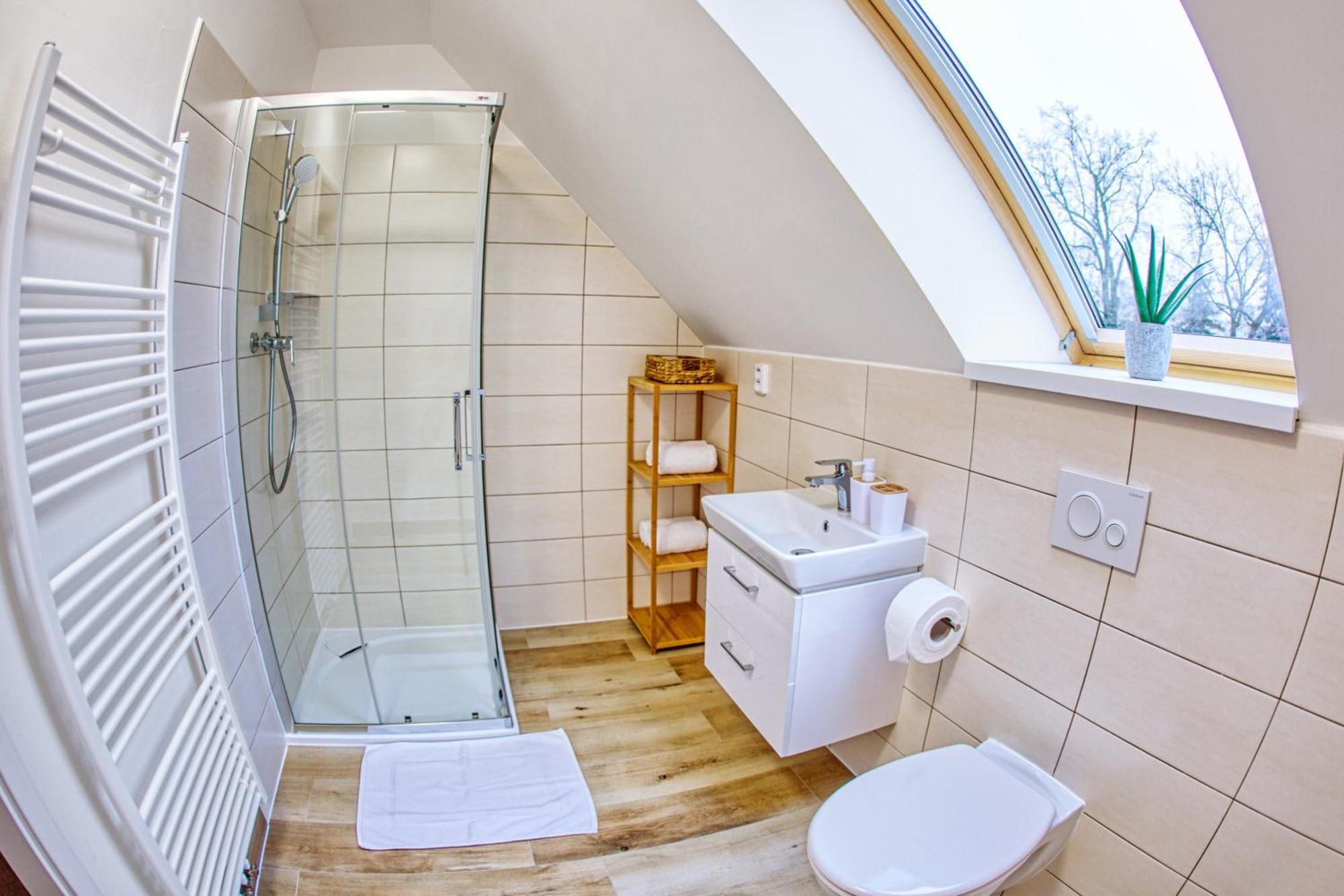 Hotel A Restaurace Ruze Podborany Екстер'єр фото