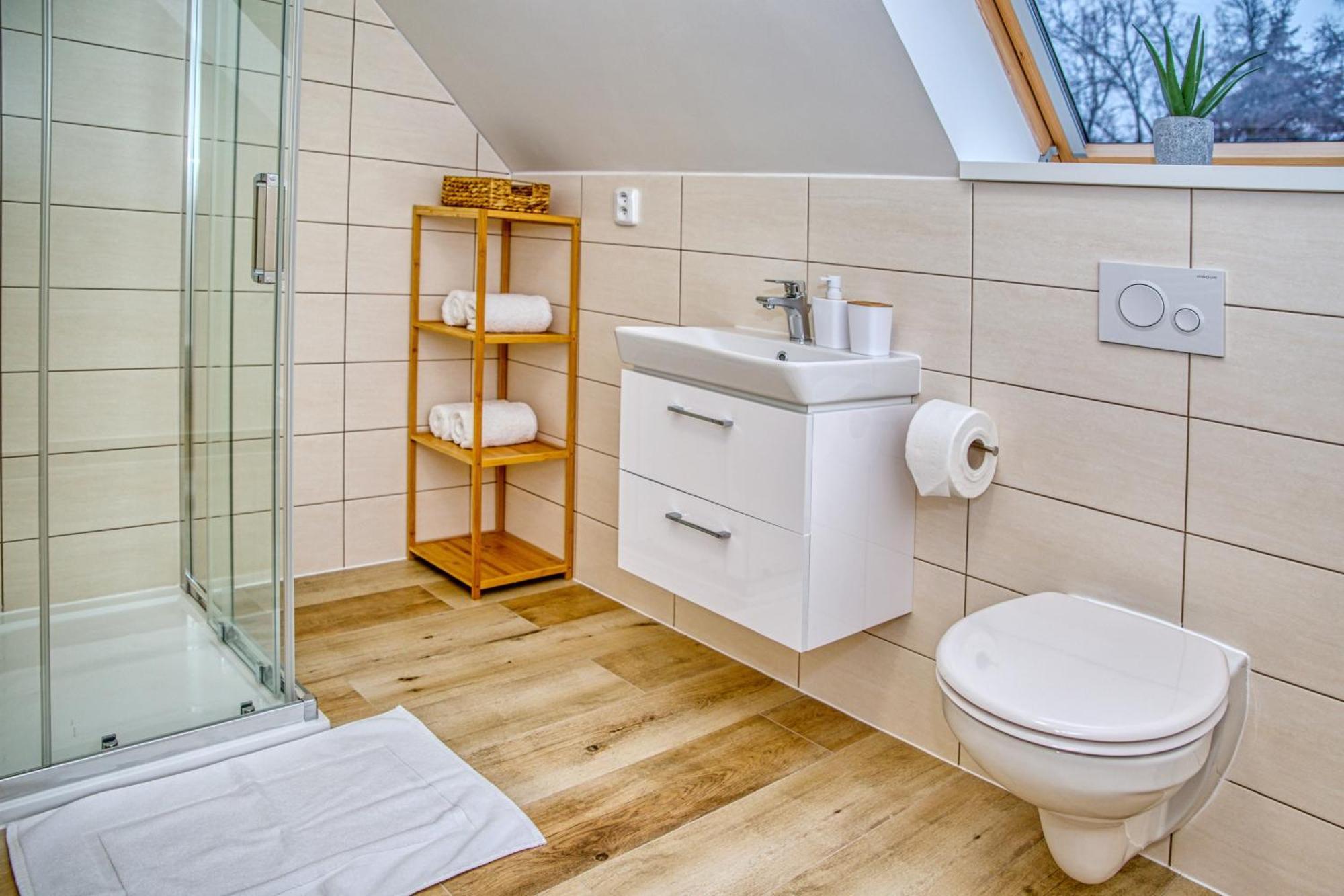 Hotel A Restaurace Ruze Podborany Екстер'єр фото